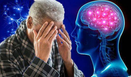 表现为记忆障碍,失语