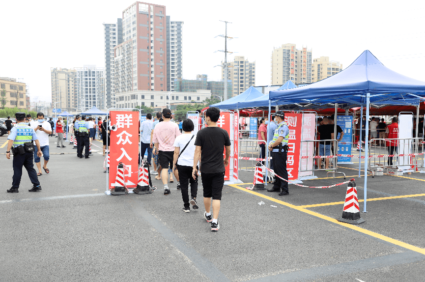 佛山高明区开展重点人群核酸检测工作通告北京亦庄城乡世纪广场什么时候重新开业