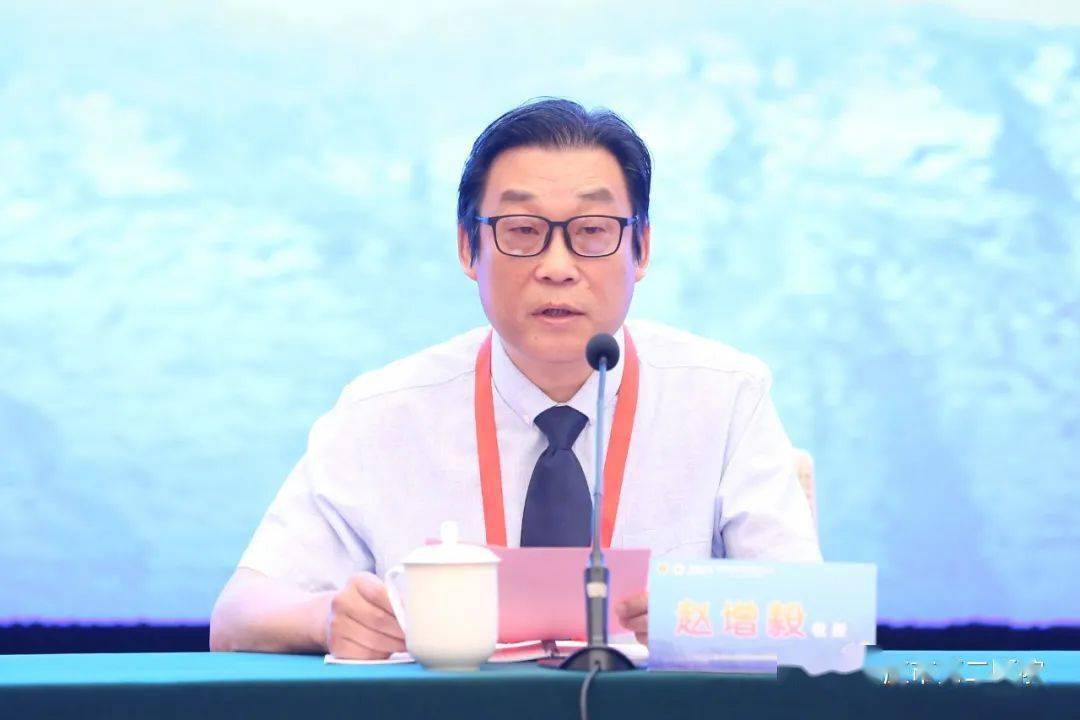 石家庄市卫生健康委员会党组书记,主任崔芸主持开幕式.