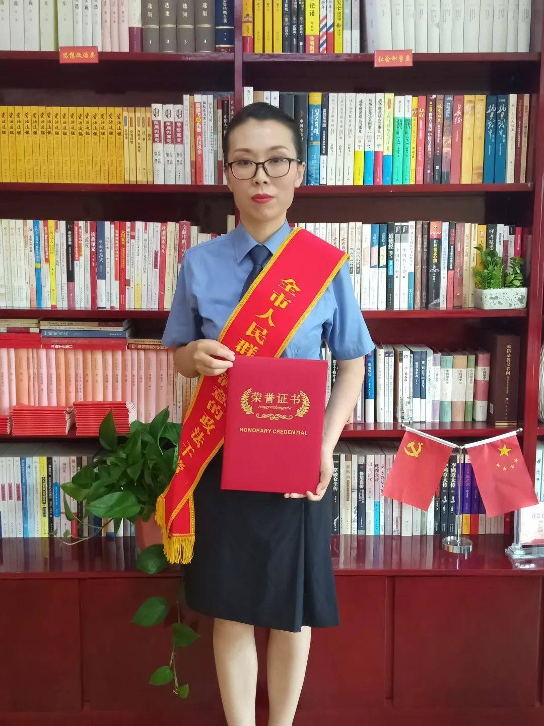 喜讯!我县4人喜获"全市人民群众满意的政法干警"荣誉称号!