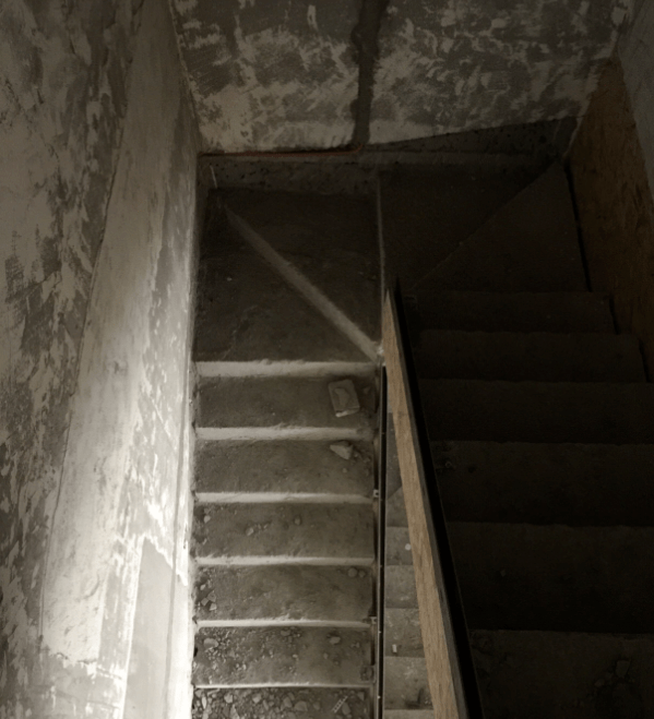 平行双跑楼梯,楼梯间宽度小于1.75m基础