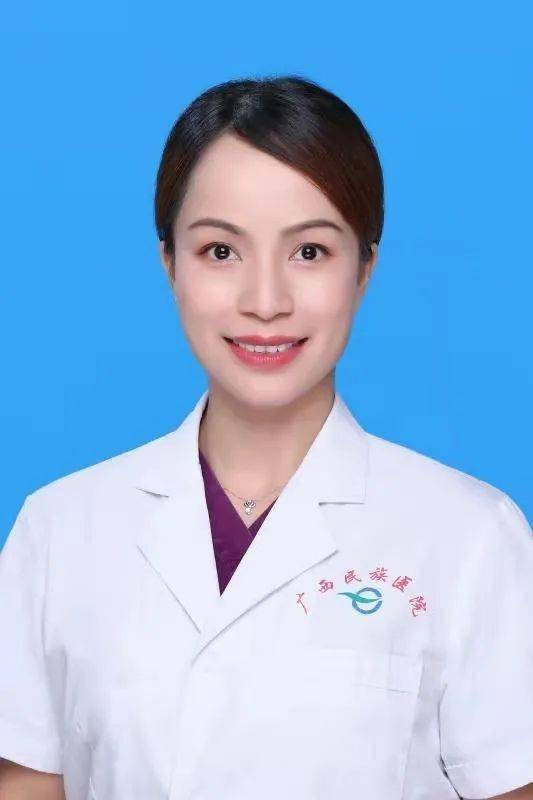 关爱女性守护生命广西民族医院妇科专家下乡进村开展健康义诊活动