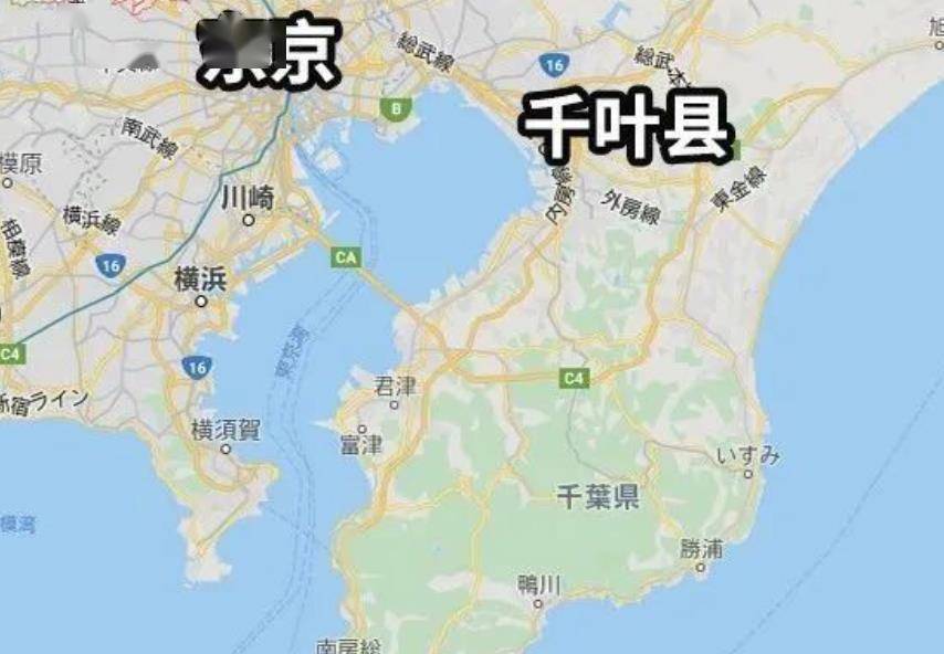 东京湾,旧称江户湾,东京湾被西面的神奈川县三浦半岛和东面的千叶县房