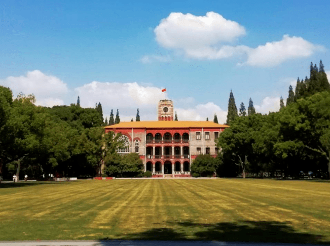 东校区和北校区天赐庄校区是苏州大学的