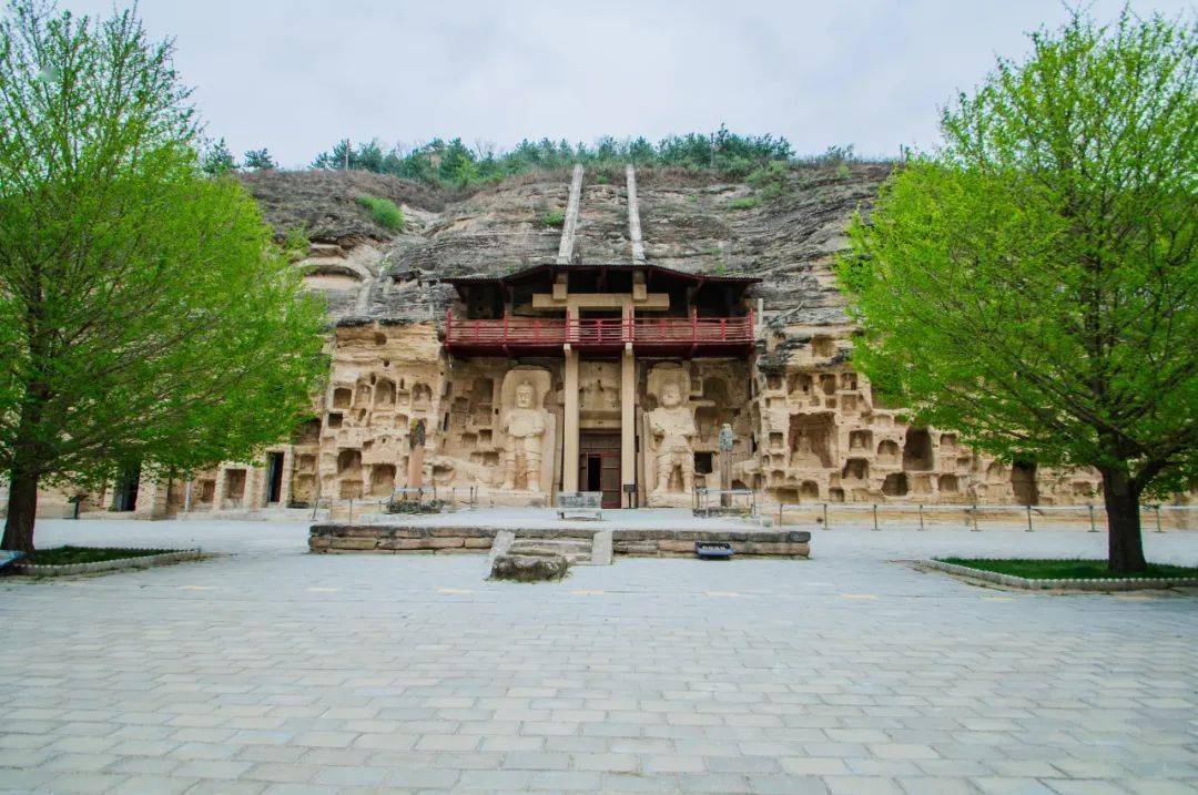 小崆峒 ▼▼▼ 或许, 你知道敦煌莫高窟, 但北石窟寺与莫高窟等, 并