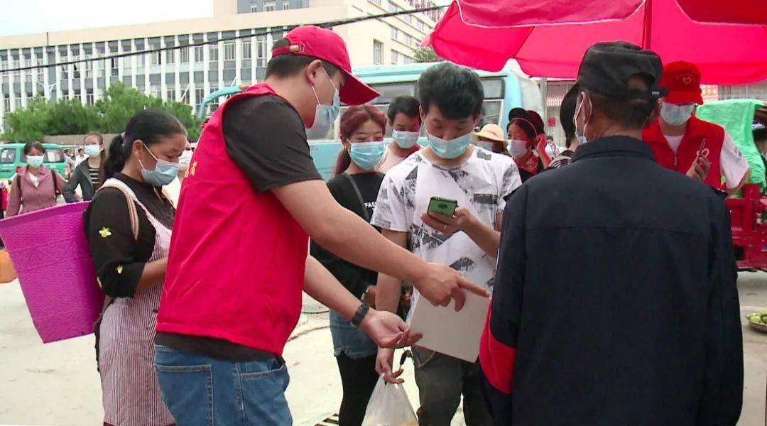 众志成城抗击疫情大学生志愿者助力鹤庆县常态化疫情防控