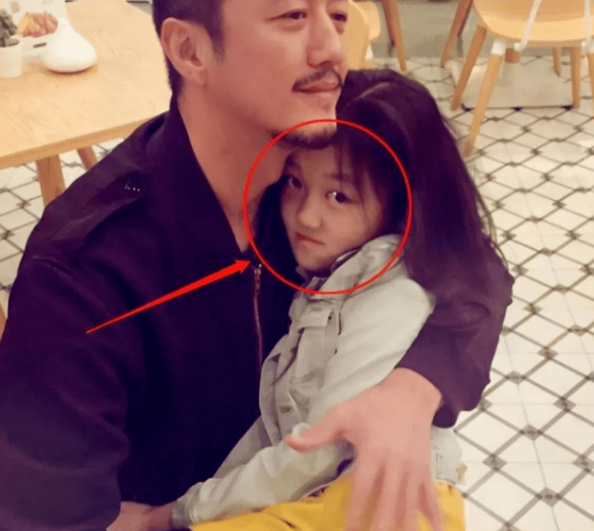 14岁李嫣成功摘掉"兔唇"标签,长相神似年轻的王菲,美到不敢认