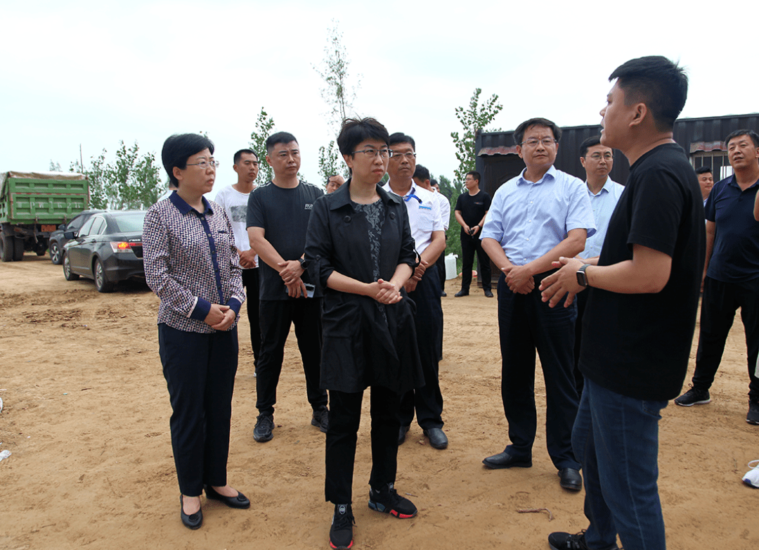 7月28日下午,聊城市委副书记,市长李长萍来临清检查漳卫河防汛工作