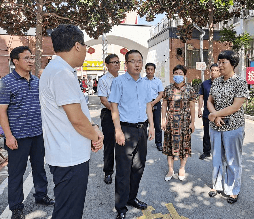 淮阳区委书记张建党带队调研疫情防控和疫苗接种工作