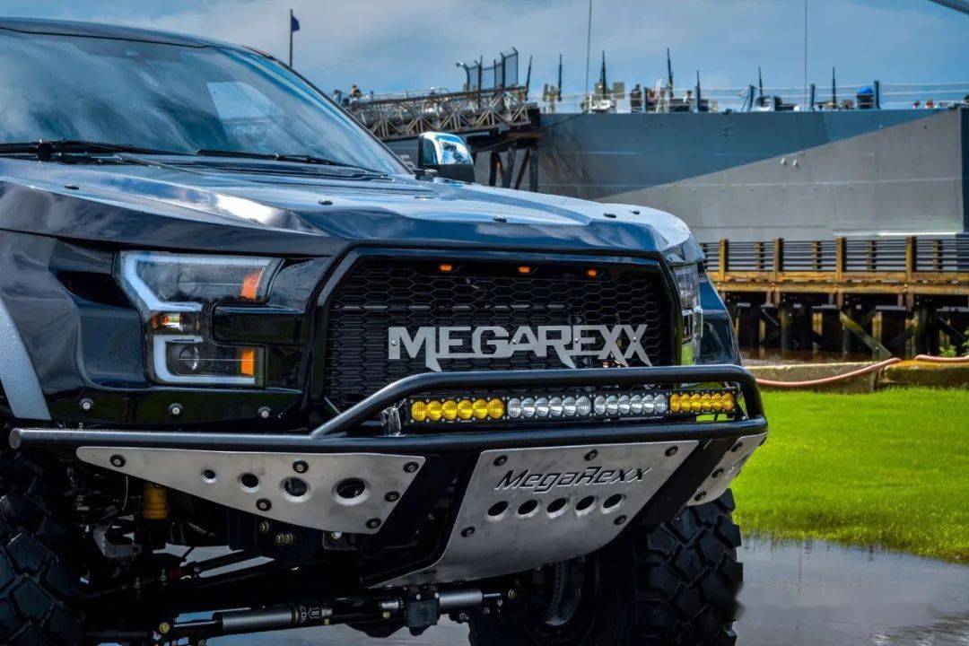 mega rexx trucks:福特f250 megaraptor,性能恐怖的末日皮卡 | 酷乐