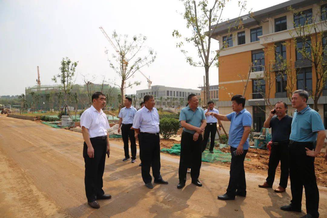 平阴县学校在建项目进展如何开学前还存在哪些困难一起跟着县领导去