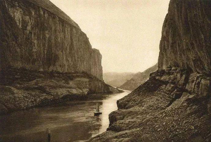一百年前的三峡,没这些老照片,你永远不知道真正的三峡原貌