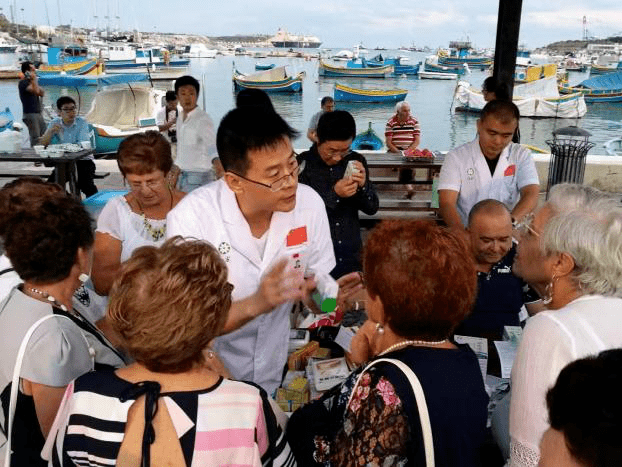 喜报石扬杨晓明两名团干部荣获连云港市十大最美志愿者称号