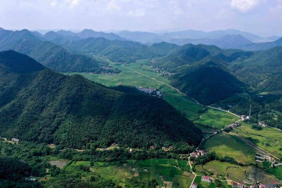安徽省铜陵市义安区境内的天门山生态公益林.过仕宁摄