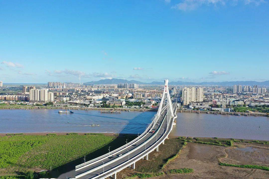 就在江边_鳌江