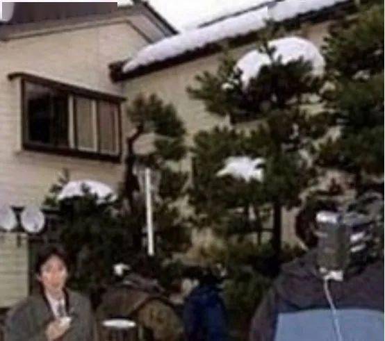 日本9岁女童被邻居囚禁10年_佐野
