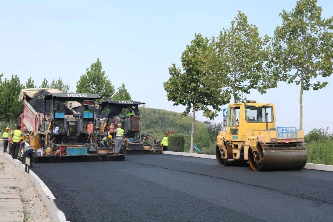 秋高气爽,正直团圆佳节来临之际,由莱阳公路中心主持修建的国道308