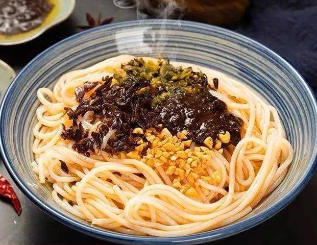 云南的米线(二): 滇中,各种美食的集合地