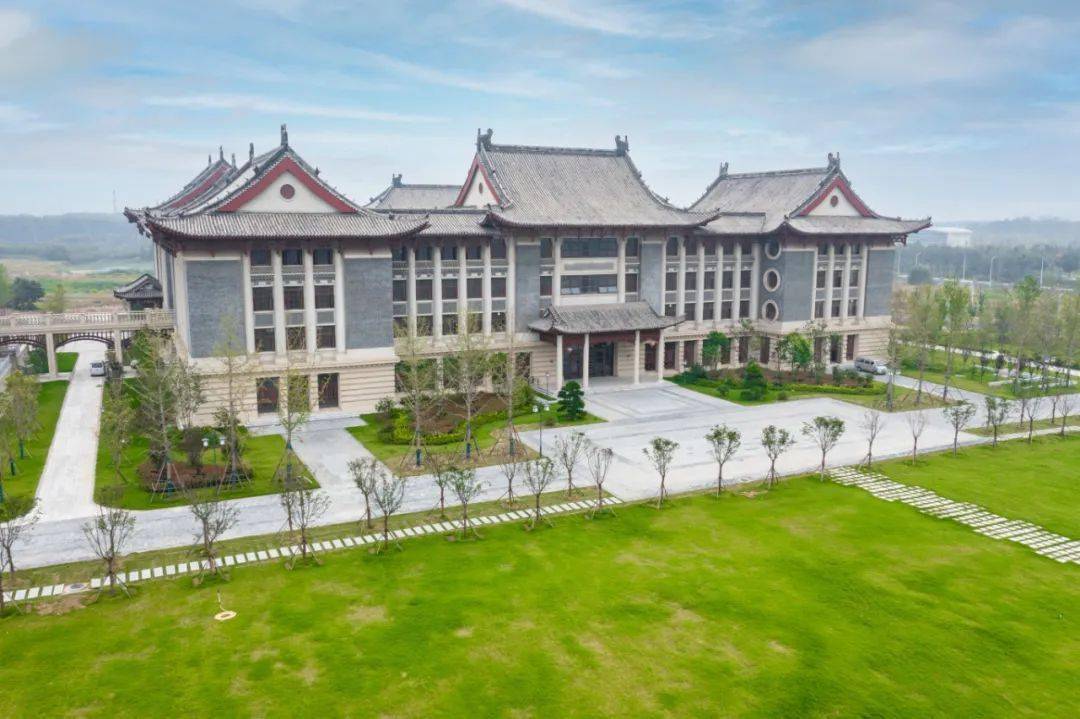 河南大学郑州校区启用,即将迎首批新生!