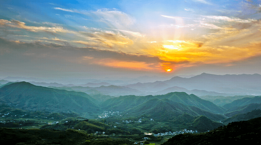 竹乡广德,山峦叠翠,风光明秀.