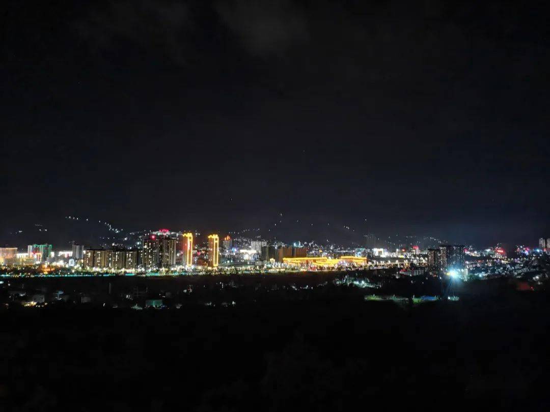 南涧县城:白天美得精致,夜晚美得震撼,未来,夜景将更加出彩