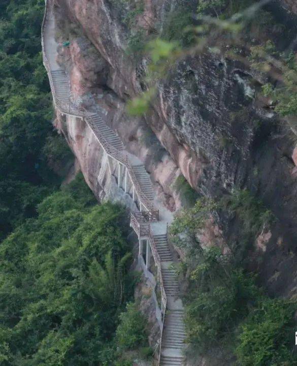 此时的南台卧佛山,体验项目多多,诸多亮点和看点你可千万不要错过~上