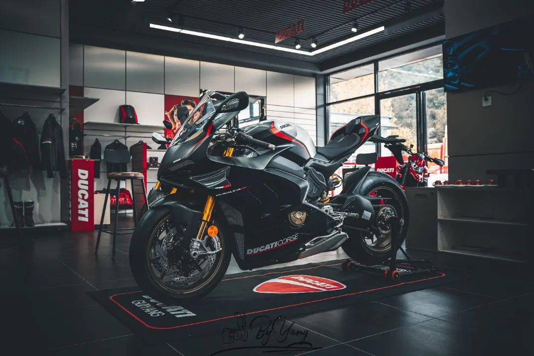 全新杜卡迪panigalev4sp丨新车品鉴会