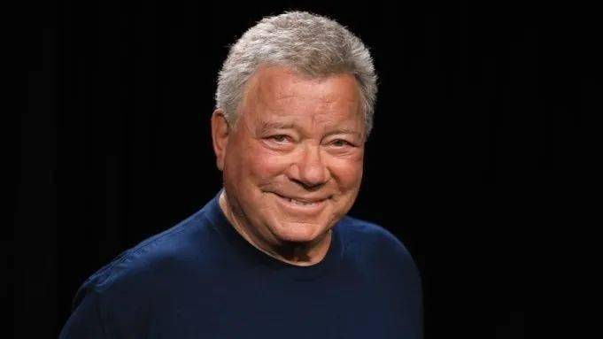 威廉·夏特纳(william shatner, 加拿大),在20世纪60年代的《星际迷航