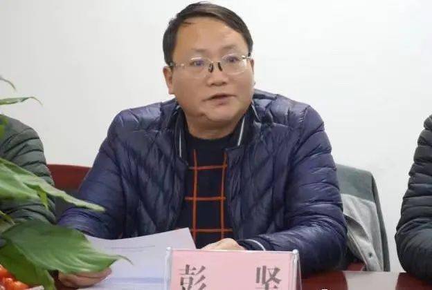 彭坚运动地板行业如何借助渠道商做大做强体教设施经销商100强即将