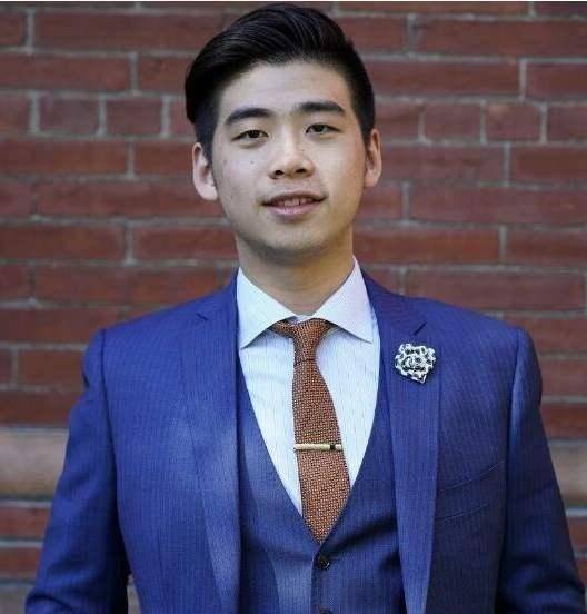辛奇隆东北小伙18岁入哈佛何鸿燊陪嫁14亿将28岁爱女嫁他