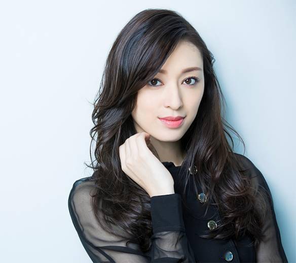 媚眼勾人被称为狐颜美女的日本女星top15