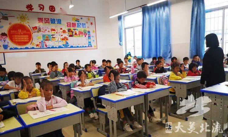 【我为群众办实事】北流市南湖小学:扬南湖"红船精神"