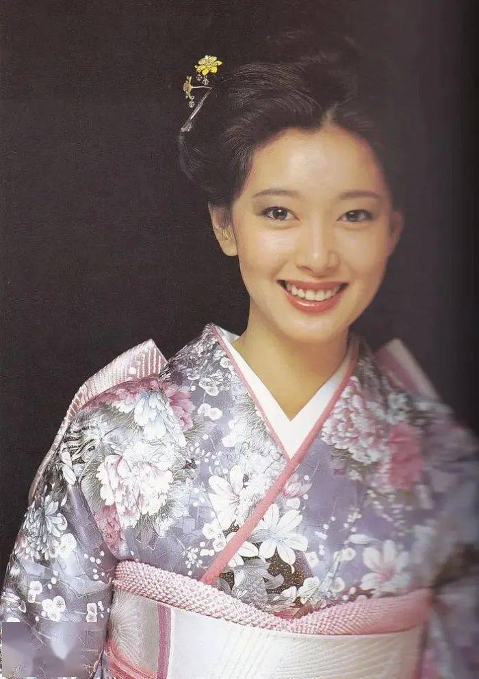日本女星一代不如一代看了这几位昭和美人的生活照我信了人间绝色过目