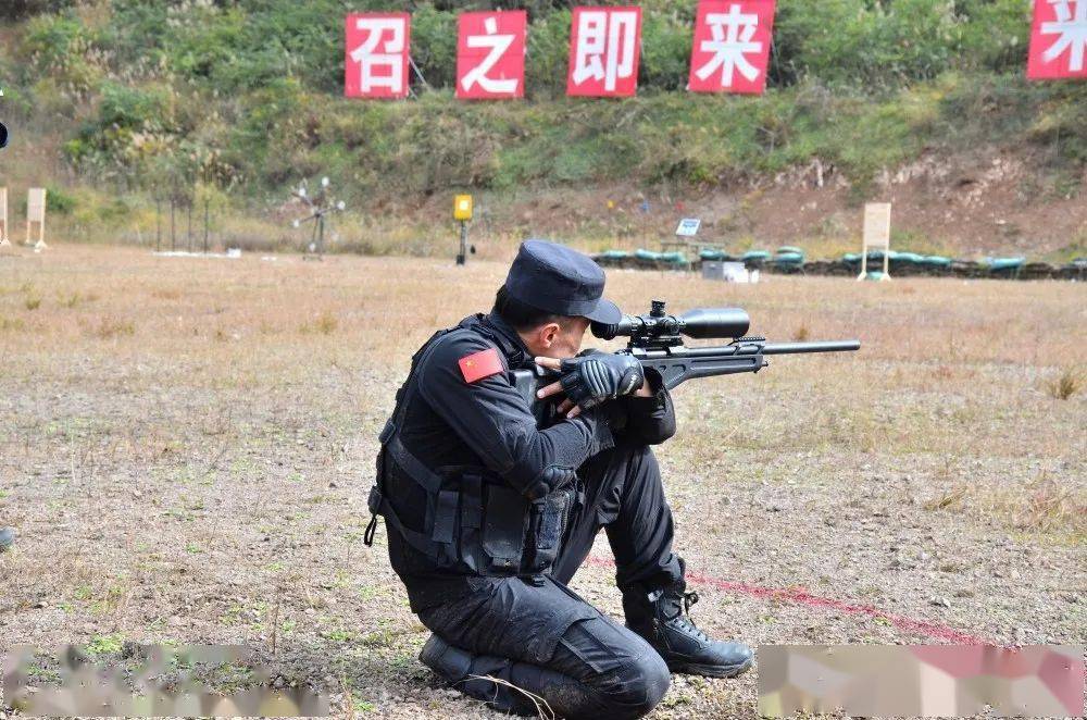贵州省公安特警2021年跨区域拉动"红蓝对抗"演练