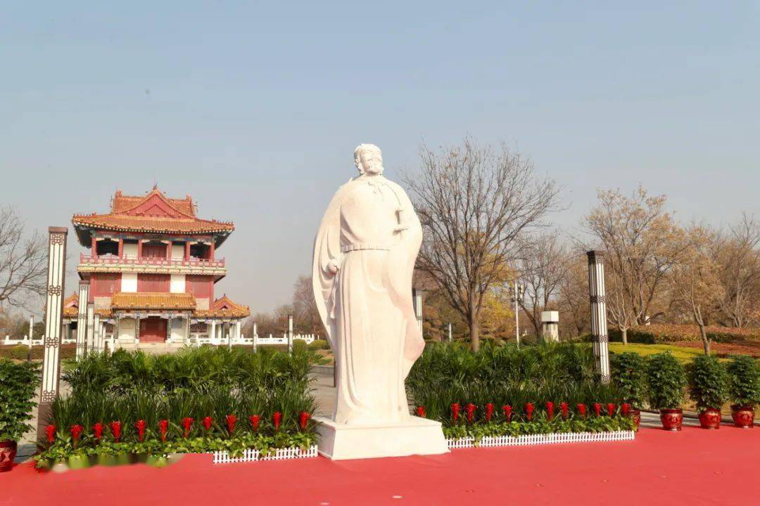 济宁又多了个打卡地!李白塑像"落户"太白湖畔