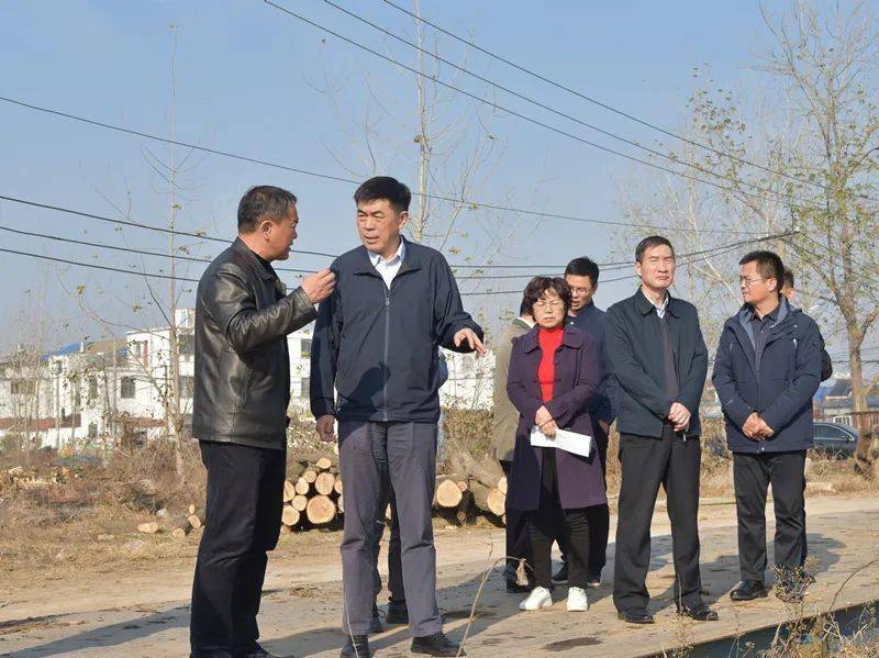 "四不两直"方式深入到乡村振兴联系帮扶点定远县永康镇胡吕村实地调研