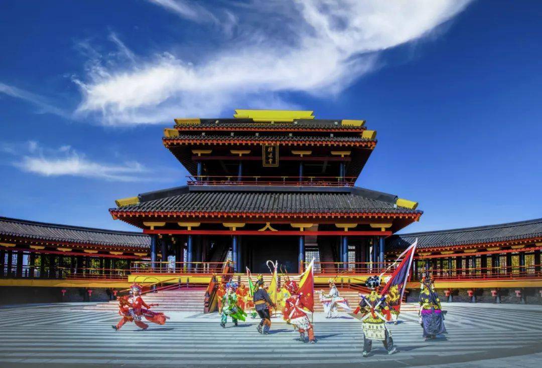 山,古往今来美名传,艾山有座铁富寺,三国演义在土山,大邳帝国美名远