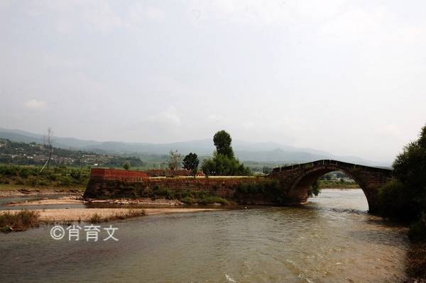 古镇|茶马古道上的这个古镇，仍保持着一份宁静和质朴