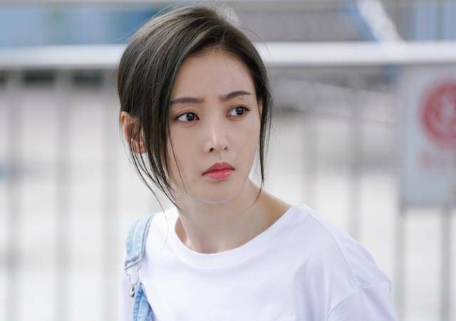 2014年张天爱和孙红雷,海青,孙茜等他们出演了《二炮手》.