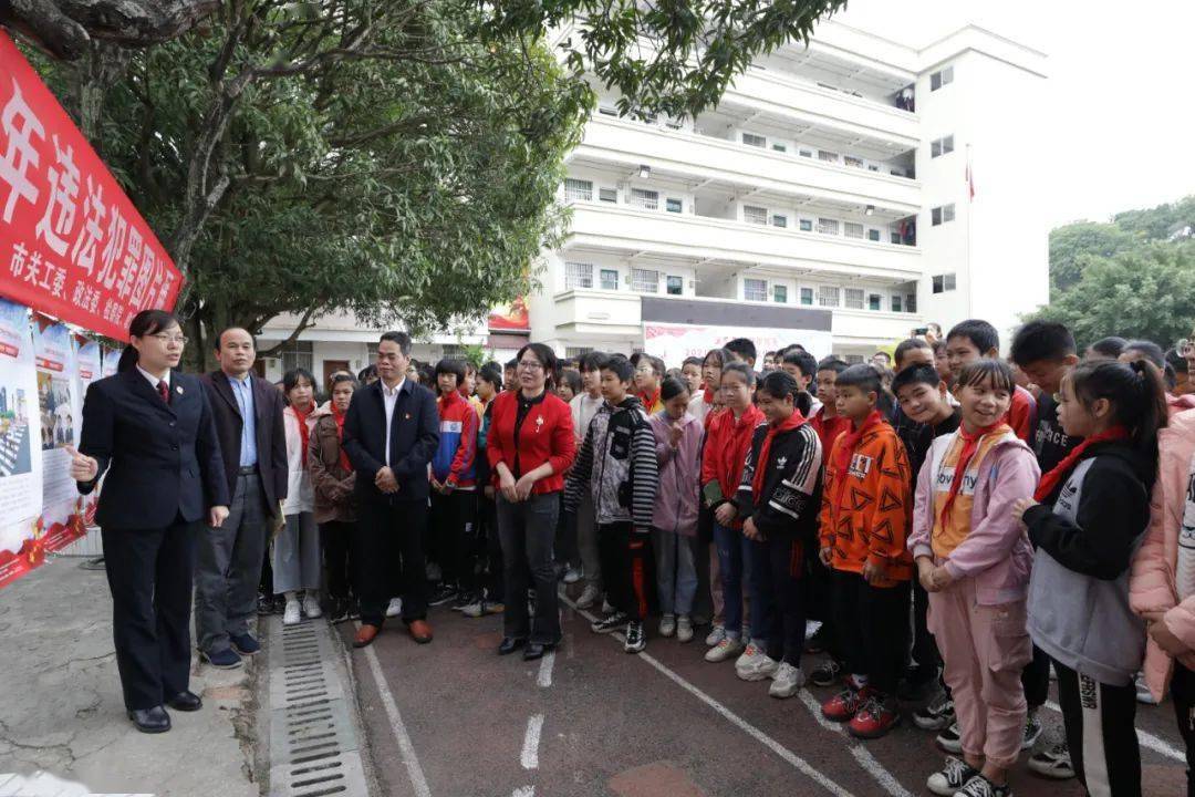 桂平这一座"灯塔",专门为青少年而建造!_法治_浔江_教育