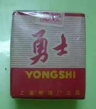 这些绝版老香烟,你见过几种?_才能_金钟_黄金叶