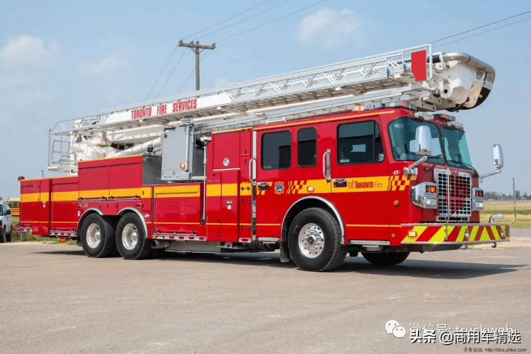 消防车制造商fort garry向多伦多交付了一台使用spartan底盘的116英尺