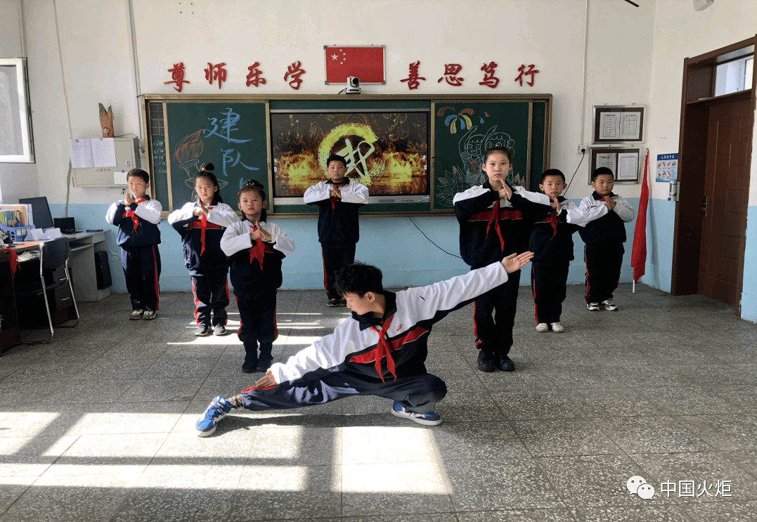 今日关工事③_献爱心_活动_组织