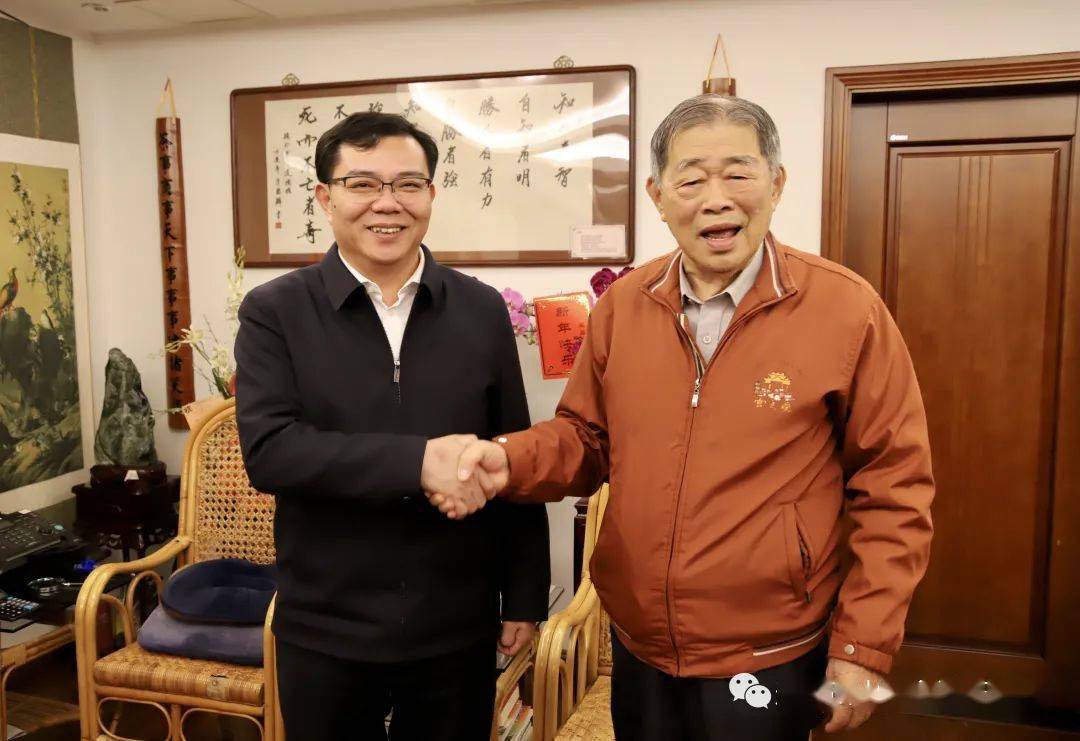 2022年1月1日,新年伊始,漳州市王进足市长在市政府黄佳生副秘书长