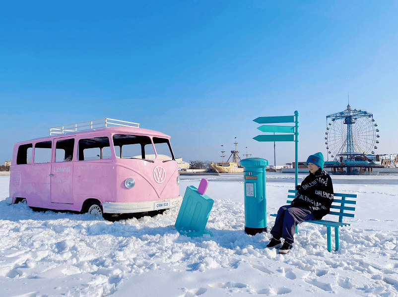 在乐岛冰雪嘉年华就可以品尝到"老味儿浑锅"纯纯的味道配上浓香的食材