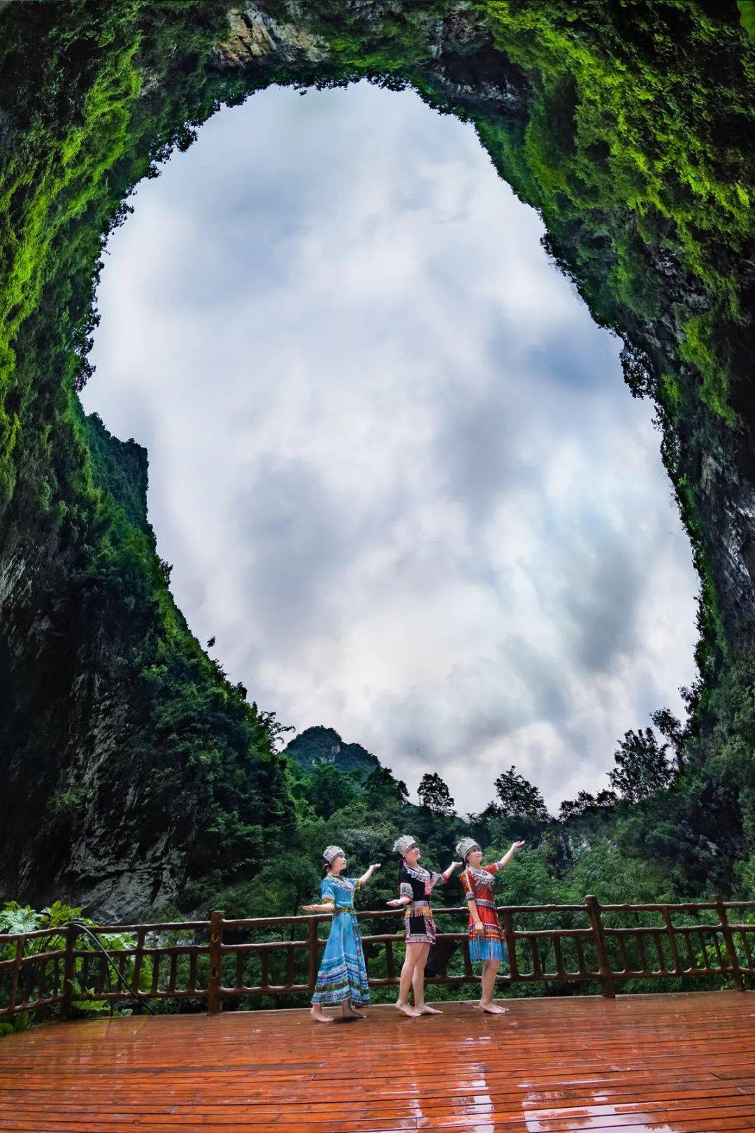 旅游公交plus来啦广西这三处康氧宝藏地将实现一票通游春节在广西怎么