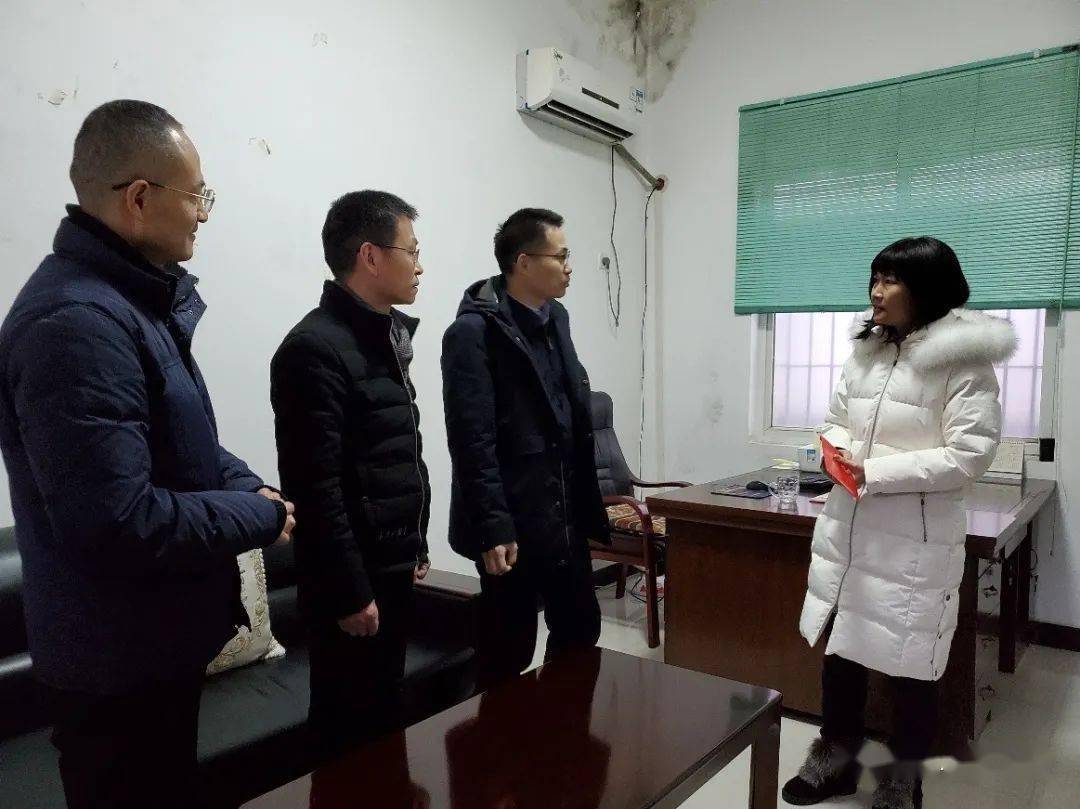 绵竹市领导深入基层看望慰问一线职工和劳模代表_耿垣_企业_李长
