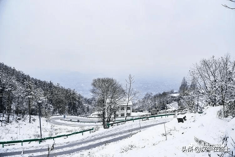 汉中大汉山近郊的极致雪景