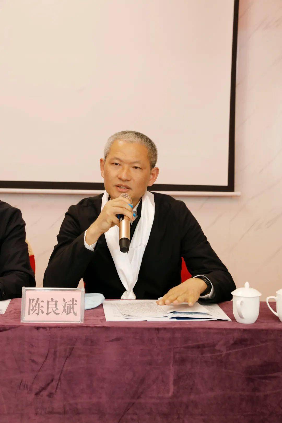 批援藏工作队边坝工作组领队,边坝县委副书记,漳平市政府副市长陈良斌