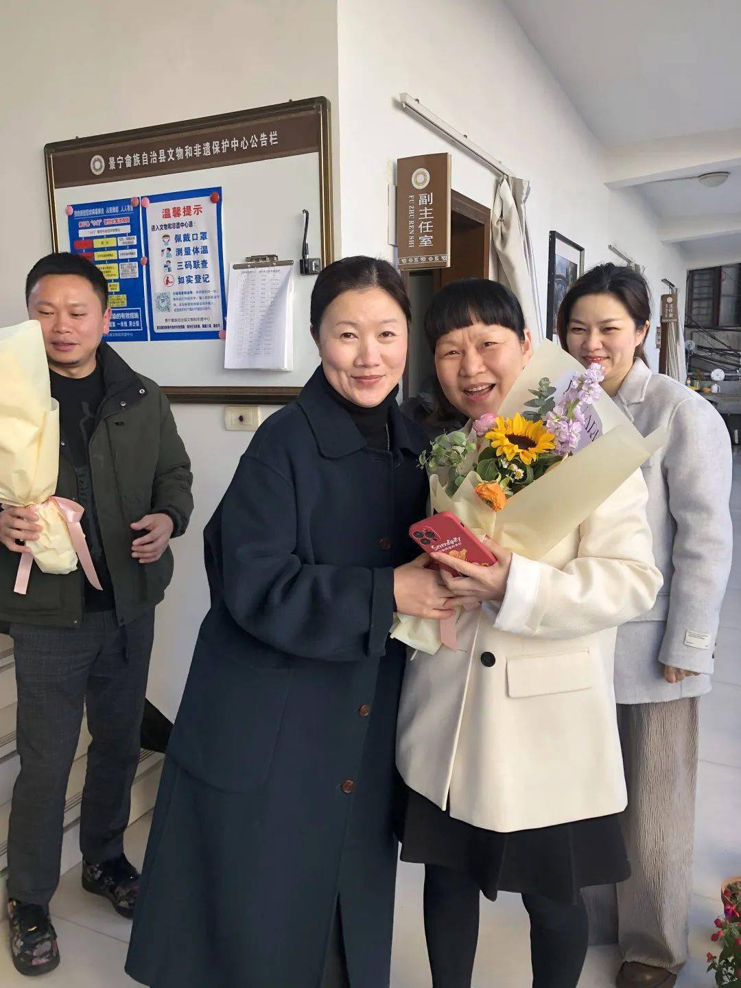 温暖如水 明媚如花,致别样的景宁文旅女神!_节日_女人_世界